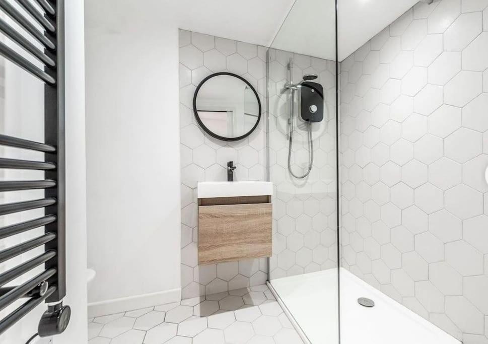 1 Bedroom Modern Duplex Southampton Eksteriør bilde
